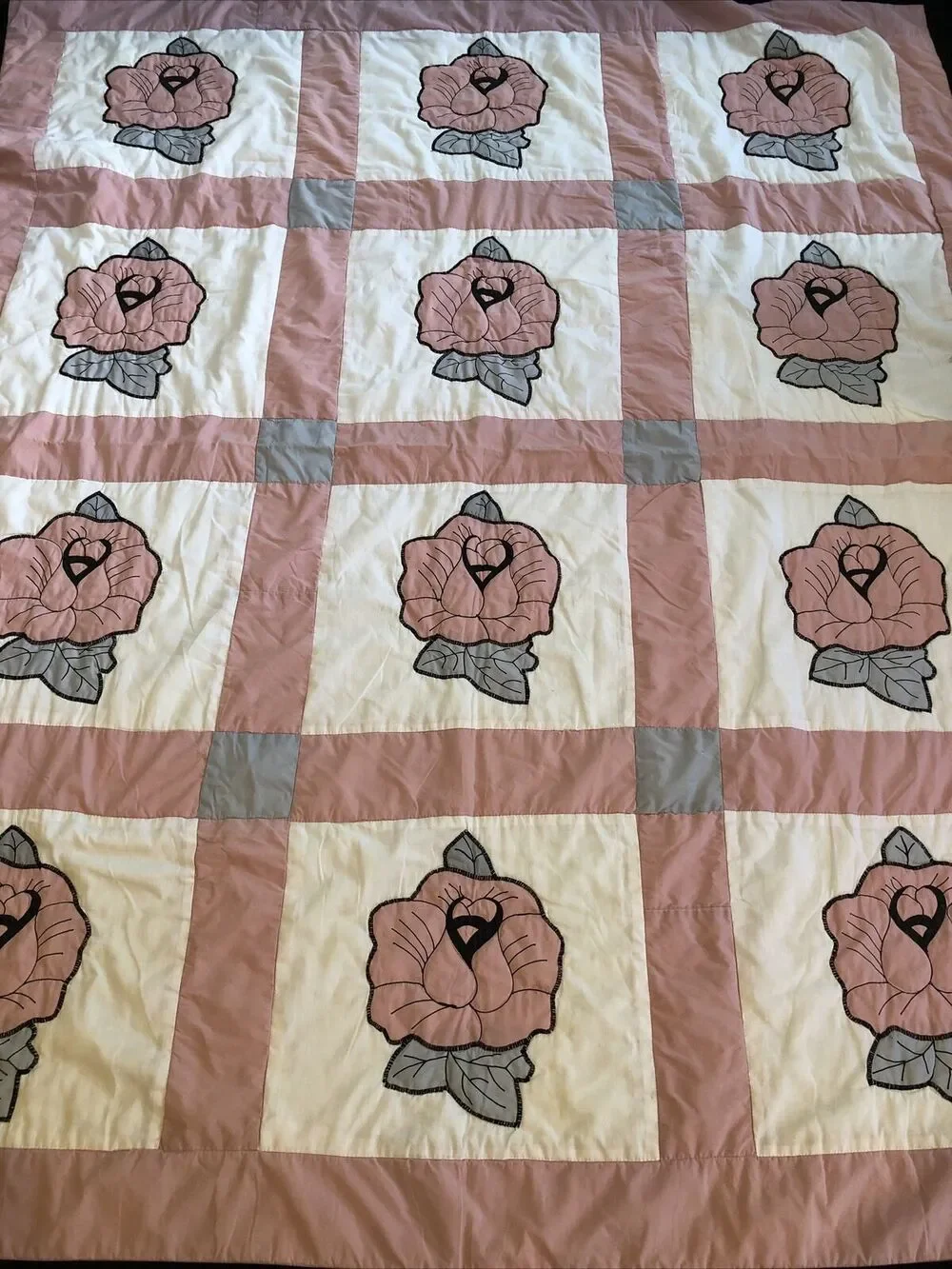 Vintage Floral Rose Quilt Pink, Grey, Cream 93